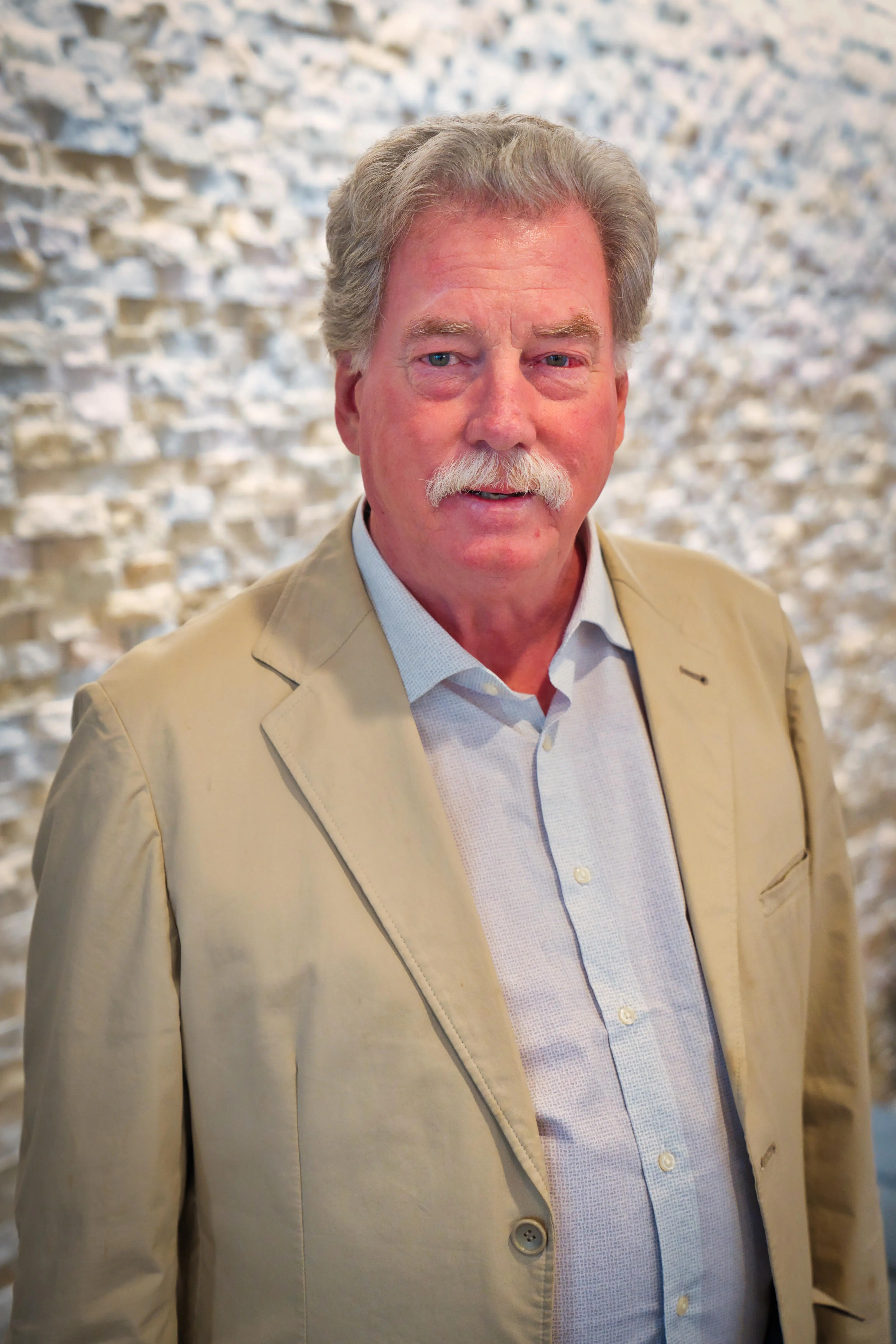 Phil Schull