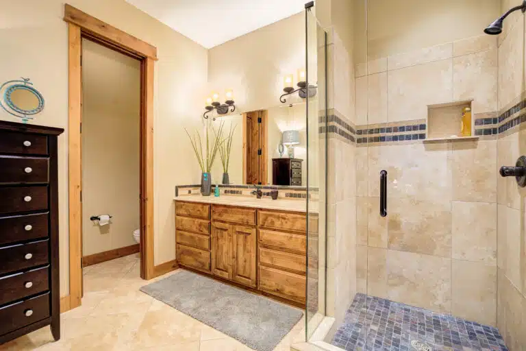 64-print-Bathroom-3