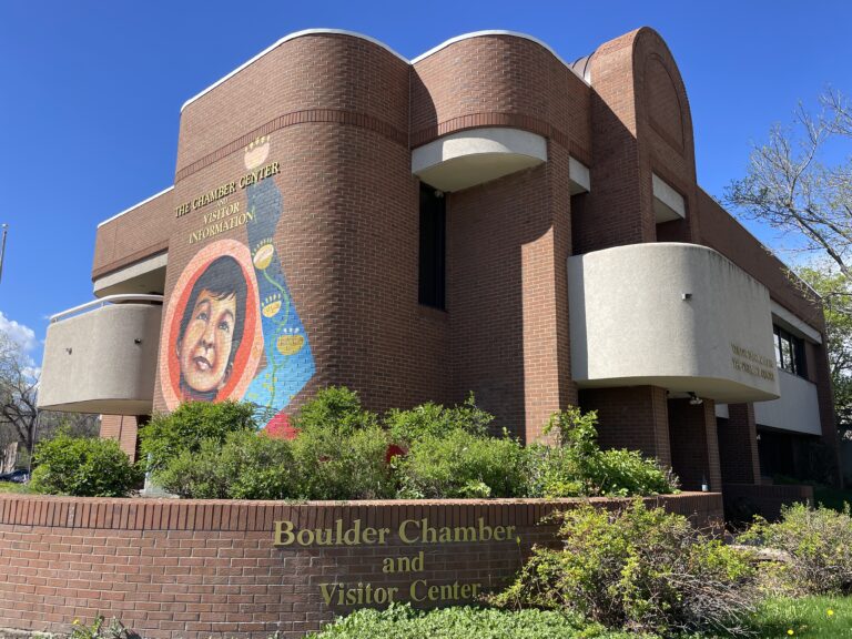Boulder Chamber building