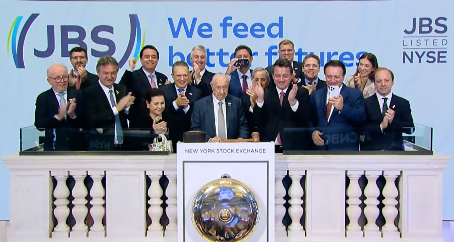 JBS officials at opening-bell ceremony at NYSE.